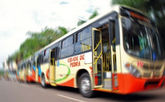 ONIBUSROO.jpg