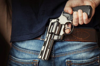 Prova sobre arma de fogo no roubo é alvo de repetitivo no STJ