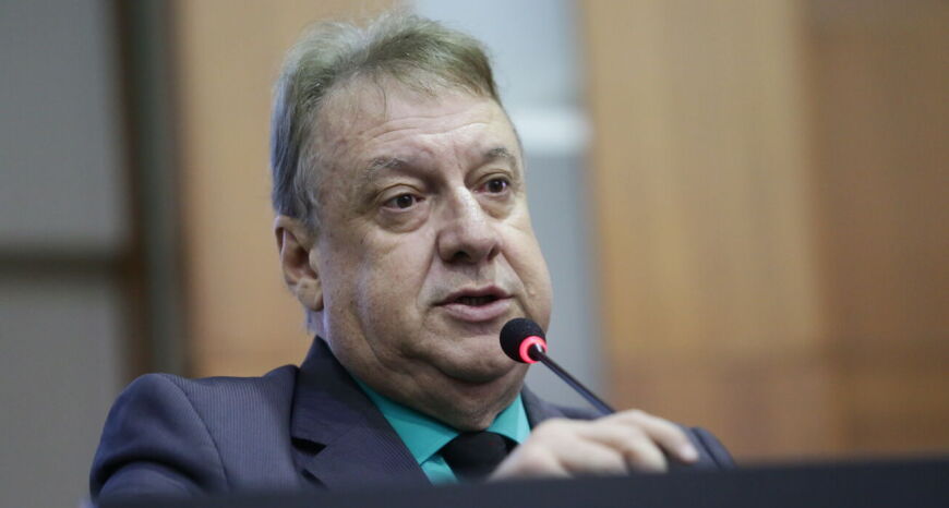 Juiz condena ex-deputado falecido a ressarcir R$ 144 mil