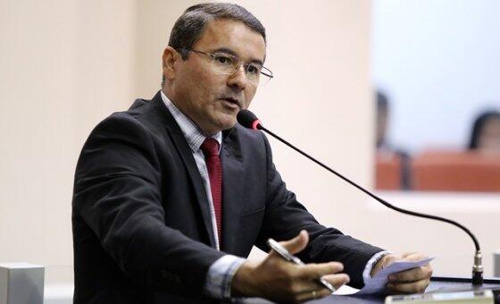 JOAO BATISTA.jpg