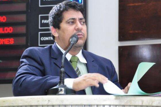 Ananias Martins.jpg