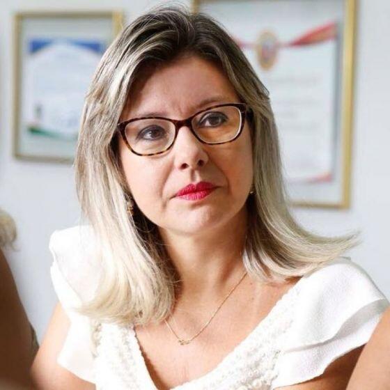 Flavia Petersen Moretti.jpg