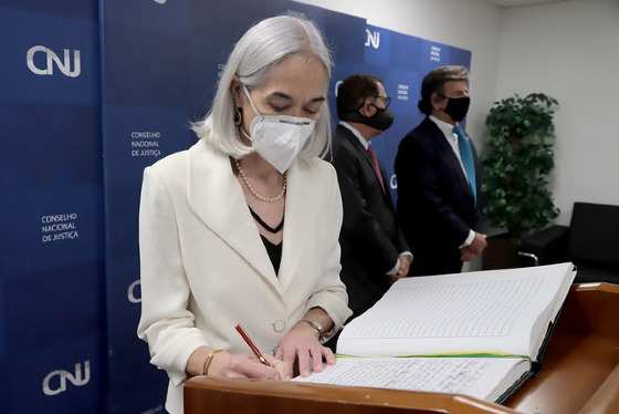 Maria Thereza.jpg