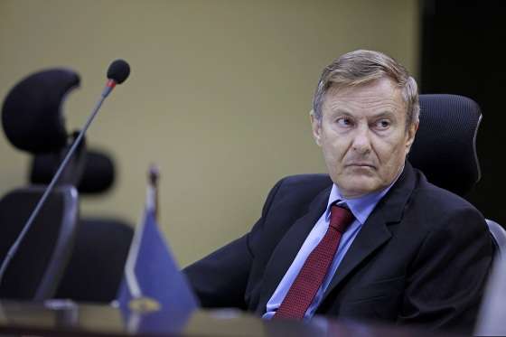Waldir Teis.jpg