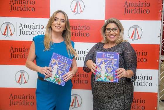 Antonielle e Débora.jpg