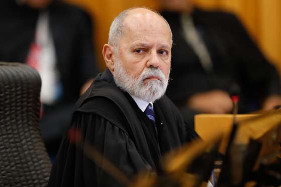 Ministro Renato de Lacerda Paiva.jpg