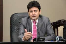 Sem prova de dano, juíza rejeita ação de R$ 7,3 mi contra Éder