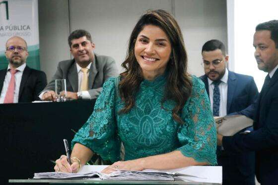 Luziane Castro.jpg