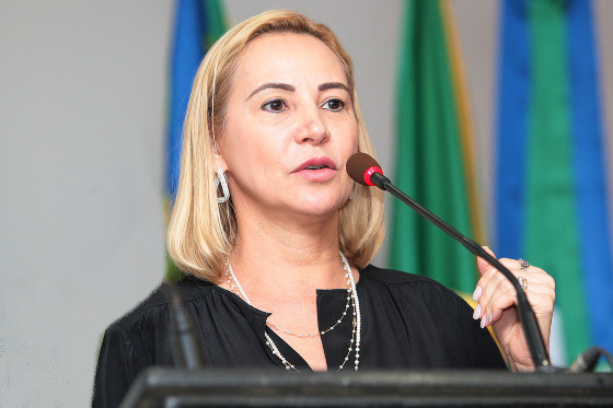 Roseli Barbosa.jpg