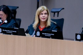 Nomeação de dativo dias antes do julgamento não anula júri