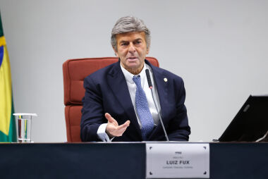 STF suspende análise sobre isenção na aposentadoria de servidor incapacitado