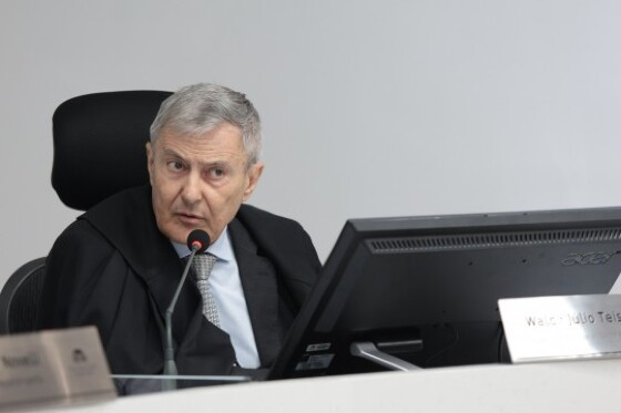 waldir teis.jpg