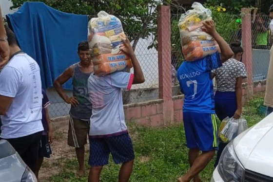 Após pedido da Defensoria, Prefeitura entrega cestas básicas a índigenas