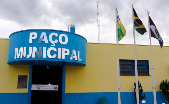 Prefeitura Peixoto de Azevedo.jpg