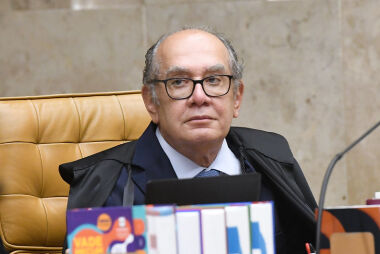 PSOL pede para STF suspender decisão que derrubou decreto do IOF 