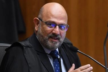 Prescrição do Simples Nacional conta da declaração mensal, decide STJ