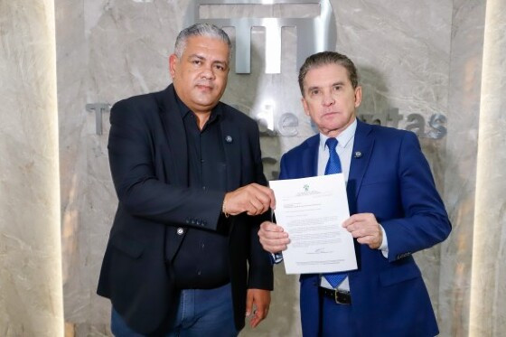 presidente do tce e vereador.jpg