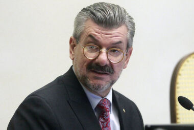 STJ decide pelo afastamento de ministro acusado de importunação sexual