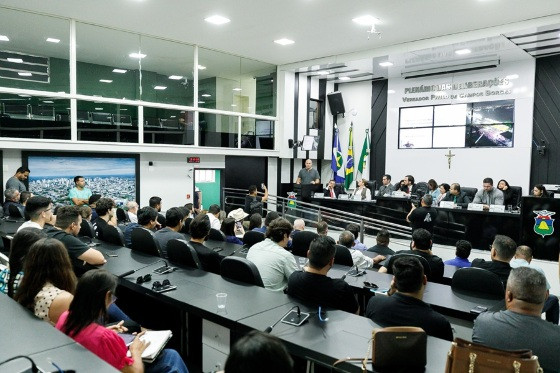 audiencia publica.jpg