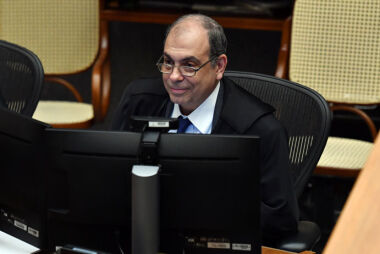 STJ evita cumprimento imediato da pena após réu ter conduta desclassificada