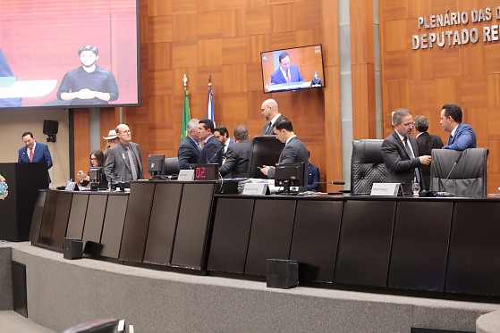 Deputados aprovam parecer favorável às contas do Poder Executivo e do TCE-MT