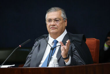 STF decide que pensão por morte não pode ultrapassar teto salarial