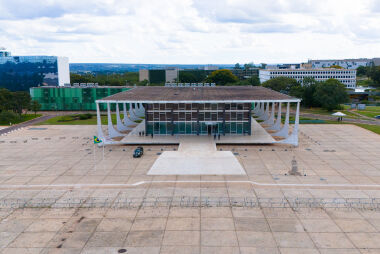 STF determina retirada de acampamentos próximos a Papuda