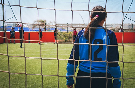 jogadora de futebol.png