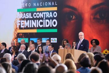 STF assina pacto nacional para enfrentar a violência contra mulheres