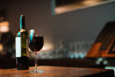 Mendonça afasta condenação de homem que furtou garrafa de vinho de R$ 19,90